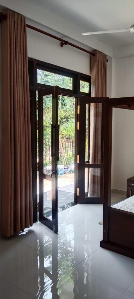 Villa Elegant - Weligama Exterior photo